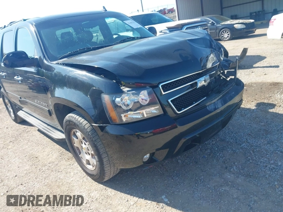 2012 Chevrolet Suburban LT с VIN 1GNSCJE06CR158154, выставлен на аукционе IAAI как лот 41981271 с пробегом 249 631 миль миль и . История ставок и продаж доступна на DreamBid. Изображение 19.