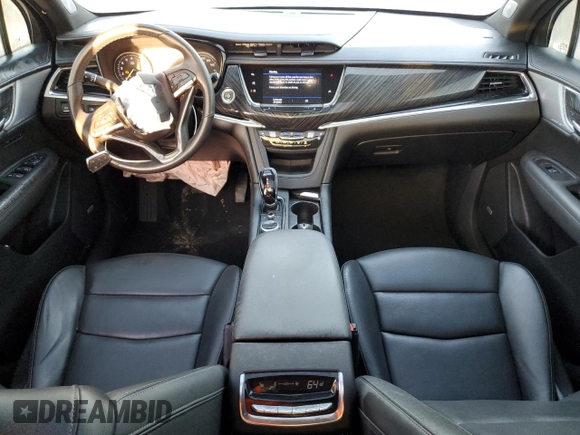 2023 Cadillac XT6 FWD Premium Luxury z VIN 1GYKPCRS5PZ120905, wystawiony jako Copart lot #48533775 z przebiegiem 30 694 mil mil oraz Szkoda całkowita • Salvage title. Historia ofert i sprzedaży dostępna na DreamBid. Obrazek 8.