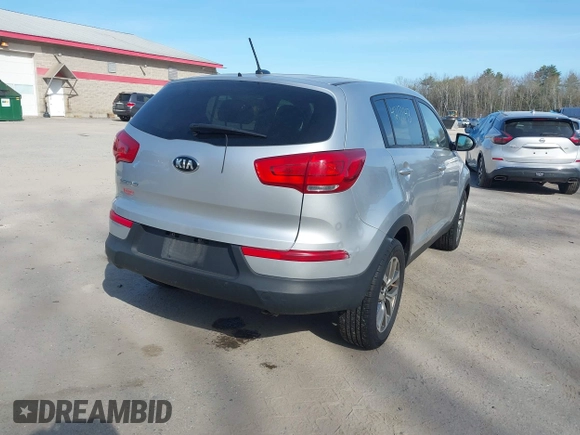 2016 Kia Sportage LX with VIN KNDPBCAC8G7879297, listed as a IAAI auction lot 42171143 with 132,753 mi miles and . Bid and sale history available at carsss.com. Image 4.