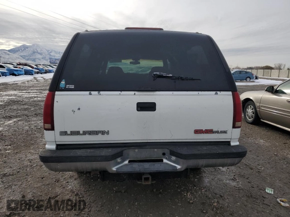 1997 GMC Suburban with VIN 3GKFK16RXVG501646, listed as a Copart auction lot 45849265 with 301,974 mi miles and Clean title. Bid and sale history available at DreamBid. Image 6.