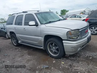 2004 GMC Yukon Denali z VIN 1GKEK63U34J216270, wystawiony jako IAAI lot #42208827 z przebiegiem 220 826 mil mil oraz . Historia ofert i sprzedaży dostępna na DreamBid. Obrazek 1.