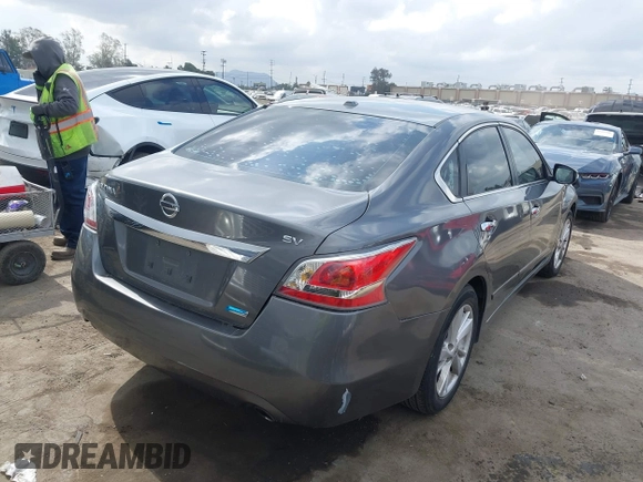 2014 Nissan Altima S with VIN 1N4AL3AP7EC123900, listed as a IAAI auction lot 42110974 with 106,078 mi miles and . Bid and sale history available at carsss.com. Image 4.