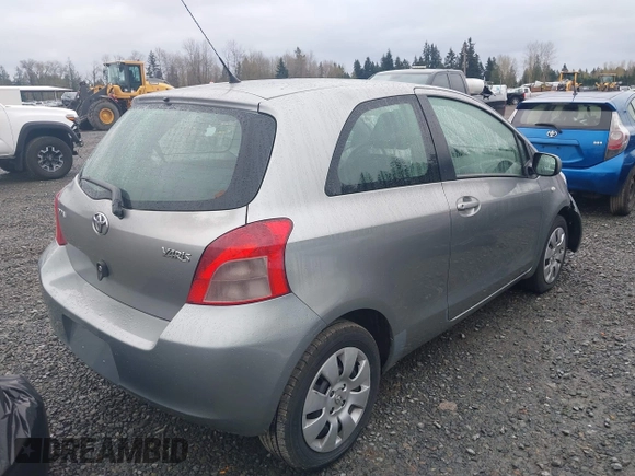 2007 Toyota Yaris with VIN JTDJT923175119695, listed as a IAAI auction lot 41933229 with 133,146 mi miles. Bid and sale history available at carsss.com. Image 4.