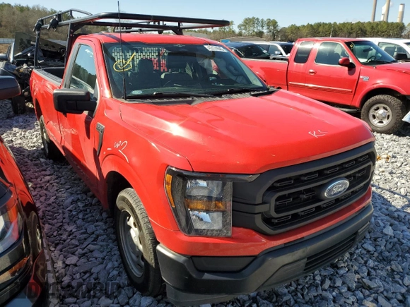 2023 Ford F-150 XL with VIN 1FTMF1C54PKD07974, listed as a Copart auction lot 43174945 with 39,844 mi miles and Salvage Title. Bid and sale history available at carsss.com. Image 4.