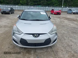 2012 Hyundai Veloster w/Gray Int с VIN KMHTC6AD5CU036042, выставлен на аукционе IAAI как лот 42423678 с пробегом 132 909 миль миль и . История ставок и продаж доступна на DreamBid. Изображение 6.