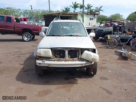 2002 Suzuki Grand Vitara with VIN JS3TE62VX24154173, listed as a IAAI auction lot 41711181 with 224,024 mi miles. Bid and sale history available at carsss.com. Image 13.