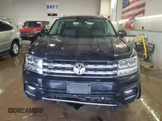 2019 Volkswagen Atlas SEL R-Line with VIN 1V2RR2CA6KC564779, listed as a Copart auction lot 52622765 with 52,615 mi miles and Salvage title. Bid and sale history available at DreamBid. Image 5.
