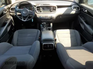 2017 Kia Sorento LX with VIN 5XYPGDA33HG192983, listed as a Copart auction lot 61721335 with 115,758 mi miles and Salvage title. Bid and sale history available at DreamBid. Image 8.
