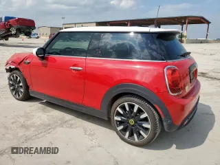 2023 MINI Hardtop Cooper SE z VIN WMW13DJ04P2T31287, wystawiony jako Copart lot #59362305 z przebiegiem 25 221 mil mil oraz Szkoda całkowita • Salvage title. Historia ofert i sprzedaży dostępna na DreamBid. Obrazek 2.