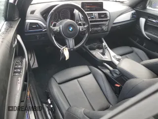 2017 BMW M2 z VIN WBA2L3C55HV667148, wystawiony jako Copart lot #88339095 z przebiegiem 102 647 mil mil oraz Szkoda całkowita • Salvage title. Historia ofert i sprzedaży dostępna na DreamBid. Obrazek 8.