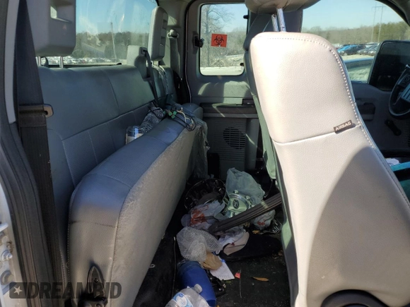 2015 Ford F-250 XLT with VIN 1FT7X2A60FED36803, listed as a Copart auction lot 46367905 with 347,666 mi miles and Salvage title. Bid and sale history available at DreamBid. Image 10.