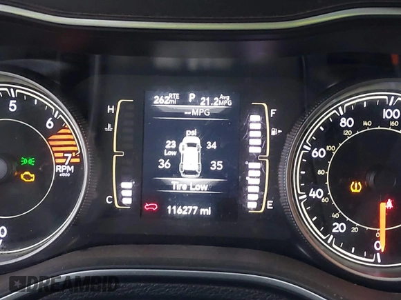 2019 Jeep Cherokee Latitude Plus z VIN 1C4PJLLBXKD420578, wystawiony jako IAAI lot #41462302 z przebiegiem 116 277 mil mil oraz . Historia ofert i sprzedaży dostępna na DreamBid. Obrazek 16.