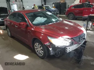 2016 Nissan Altima 2.5 S with VIN 1N4AL3AP7GN385617, listed as a IAAI auction lot 41317018 with 112,238 mi miles. Bid and sale history available at carsss.com. Image 1.