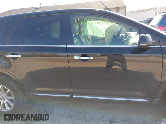 2013 Lincoln MKX with VIN 2LMDJ6JK6DBL05749, listed as a IAAI auction lot 42000210 with 104,944 mi miles. Bid and sale history available at carsss.com. Image 12.