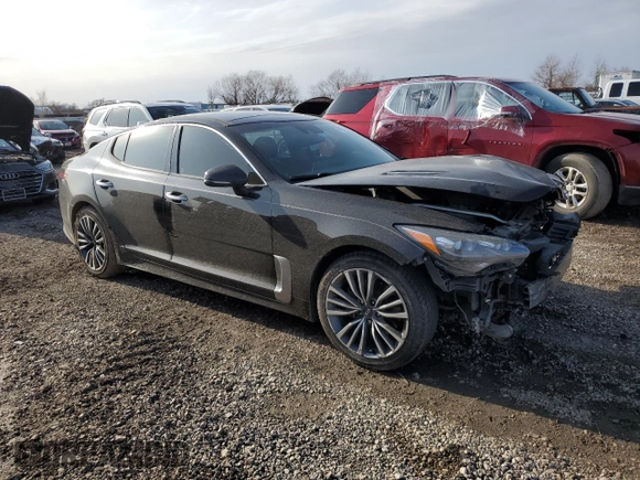 2018 Kia Stinger Premium with VIN KNAE25LA7J6014393, listed as a Copart auction lot 45012435 with 70,021 mi miles and Salvage Title. Bid and sale history available at DreamBid. Image 4.