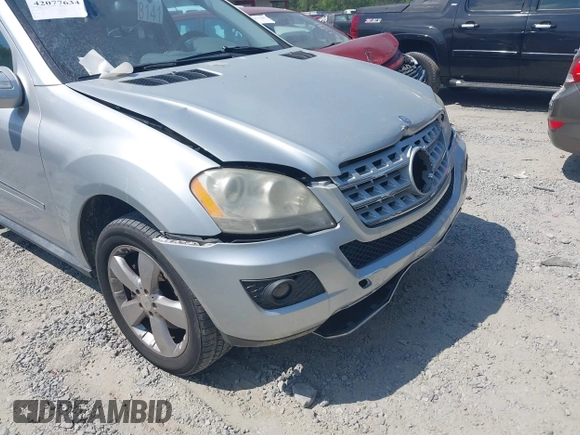 2009 Mercedes-Benz M 350 with VIN 4JGBB86E69A507248, listed as a IAAI auction lot 42077634 with 124,279 mi miles and . Bid and sale history available at DreamBid. Image 6.
