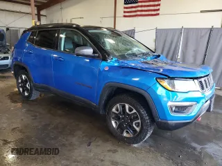 2017 Jeep Compass Trailhawk z VIN 3C4NJDDB1HT689633, wystawiony jako Copart lot #63426175 z przebiegiem 63 209 mil mil oraz Szkoda całkowita • Salvage title. Historia ofert i sprzedaży dostępna na DreamBid. Obrazek 4.