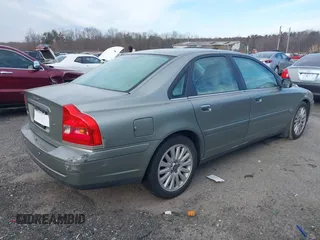 2006 Volvo S80 with VIN YV1TS592361444561, listed as a IAAI auction lot 41569509 with 147,917 mi miles. Bid and sale history available at carsss.com. Image 4.