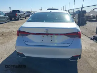 2019 Toyota Avalon XLE with VIN 4T1BZ1FB8KU030044, listed as a IAAI auction lot 41436242 with 56,261 mi miles and . Bid and sale history available at carsss.com. Image 17.