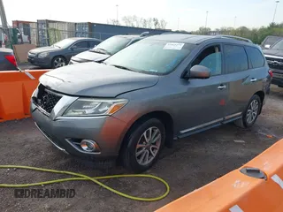 2016 Nissan Pathfinder SV with VIN 5N1AR2MN9GC629224, listed as a IAAI auction lot 42069279 with 172,227 mi miles. Bid and sale history available at carsss.com. Image 17.