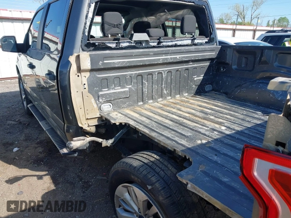 2017 Ford F-150 XL с VIN 1FTEW1EP1HKD41469, выставлен на аукционе IAAI как лот 41993658 с пробегом 138 542 миль миль и . История ставок и продаж доступна на DreamBid. Изображение 6.