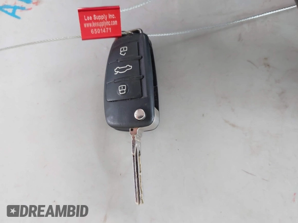 2015 Audi Q7 Premium Plus with VIN WA1LGAFE7FD010831, listed as a IAAI auction lot 41746007 with 106,796 mi miles and . Bid and sale history available at DreamBid. Image 11.