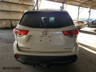 2019 Toyota Highlander SE with VIN 5TDJZRFH8KS723817, listed as a Copart auction lot 50192545 with 69,655 mi miles and Salvage Title. Bid and sale history available at carsss.com. Image 6.