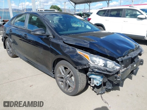 2021 Kia Forte GT-Line with VIN 3KPF34AD2ME272864, listed as a IAAI auction lot 41917512 with 62,610 mi miles. Bid and sale history available at carsss.com. Image 1.