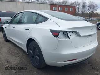 2023 Tesla Model 3 с VIN 5YJ3E1EA2PF475070, выставлен на аукционе IAAI как лот 41948023 с пробегом 61 178 миль миль и . История ставок и продаж доступна на DreamBid. Изображение 3.