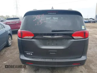 2020 Chrysler Voyager LXi z VIN 2C4RC1DG9LR265439, wystawiony jako IAAI lot #42122596 z przebiegiem 117 662 mil mil oraz . Historia ofert i sprzedaży dostępna na DreamBid. Obrazek 16.