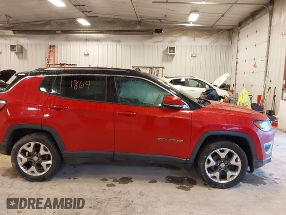 2018 Jeep Compass Limited with VIN 3C4NJDCB4JT113302, listed as a IAAI auction lot 41481864 with 202,510 mi miles and . Bid and sale history available at carsss.com. Image 13.