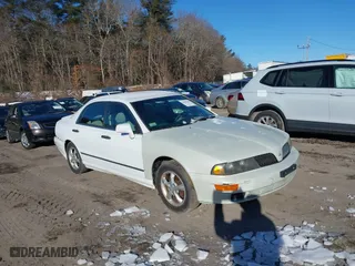 2002 Mitsubishi Diamante LS with VIN 6MMAP57P92T012204, listed as a IAAI auction lot 41590505 with 111,183 mi miles. Bid and sale history available at carsss.com. Image 1.