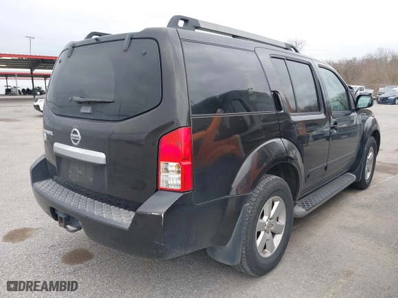 2012 Nissan Pathfinder LE with VIN 5N1AR1NN3CC623633, listed as a IAAI auction lot 41555680 with 111,092 mi miles. Bid and sale history available at carsss.com. Image 4.