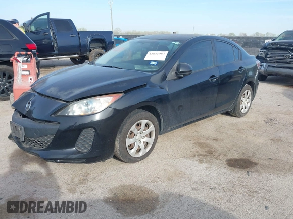 2013 Mazda Mazda3 i Sport with VIN JM1BL1U79D1828304, listed as a IAAI auction lot 41871463 with 95,453 mi miles. Bid and sale history available at carsss.com. Image 17.