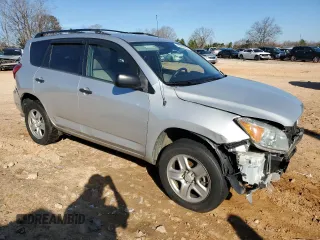 2008 Toyota RAV4 with VIN JTMZK33V686011653, listed as a Copart auction lot 43058685 with 203,121 mi miles and Salvage Title. Bid and sale history available at carsss.com. Image 4.