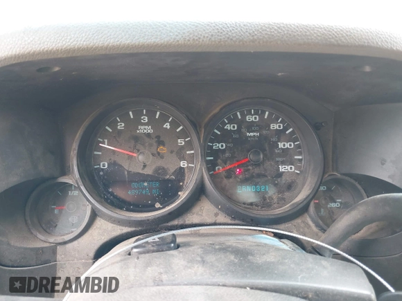 2009 Chevrolet Silverado 1500 LT w/1LT with VIN 1GCEC14009Z188511, listed as a IAAI auction lot 41949101 with 489,749 mi miles. Bid and sale history available at carsss.com. Image 7.
