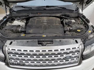 2017 Land Rover Range Rover z VIN SALGS2FEXHA320643, wystawiony jako Copart lot #51088165 z przebiegiem 73 908 mil mil oraz Czysty tytuł • Clean title. Historia ofert i sprzedaży dostępna na DreamBid. Obrazek 12.