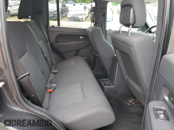 2011 Jeep Liberty Sport with VIN 1J4PN2GK7BW538644, listed as a Copart auction lot 60618085 with 104,462 mi miles and Clean title. Bid and sale history available at DreamBid. Image 10.