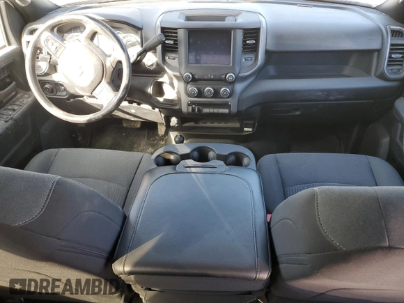 2023 Ram 2500 Tradesman z VIN 3C6UR5CL7PG538704, wystawiony jako Copart lot #46488725 z przebiegiem 112 004 mil mil oraz Szkoda całkowita • Salvage title. Historia ofert i sprzedaży dostępna na DreamBid. Obrazek 8.