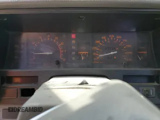1989 Nissan Hardbody z VIN 1N6ND16S2KC377484, wystawiony jako Copart lot #65412324 z przebiegiem 31 573 mil mil oraz Szkody całkowita. Historia ofert i sprzedaży dostępna na DreamBid. Obrazek 9.
