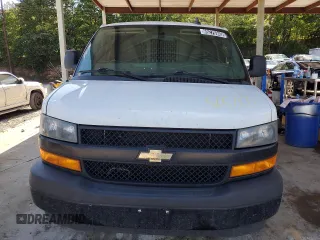 2021 Chevrolet Express Cargo with VIN 1GCWGAF73M1162883, listed as a Copart auction lot 65276945 with 204,617 mi miles and Clean title. Bid and sale history available at DreamBid. Image 5.