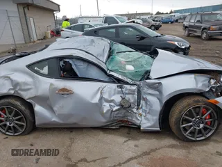 2020 Subaru BRZ Limited with VIN JF1ZCAC13L9702957, listed as a IAAI auction lot 41865516 with 16,749 mi miles and . Bid and sale history available at DreamBid. Image 13.