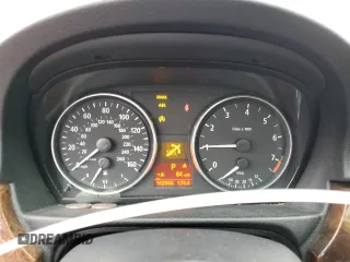 2006 BMW 3 Series 325xi with VIN WBAVD13526KV08214, listed as a Copart auction lot 50054715 with 162,946 mi miles and Salvage Title. Bid and sale history available at carsss.com. Image 9.