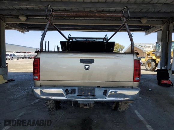 2005 Dodge 2500 ST z VIN 3D7KS26D15G806379, wystawiony jako Copart lot #60137585 z przebiegiem 122 103 mil mil oraz Czysty tytuł • Clean title. Historia ofert i sprzedaży dostępna na DreamBid. Obrazek 6.