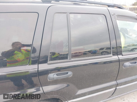 2001 Jeep Grand Cherokee Laredo with VIN 1J4GW48N91C644952, listed as a IAAI auction lot 40825099 with Not provided miles and . Bid and sale history available at DreamBid. Image 8.