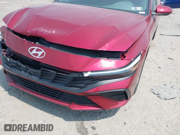 2024 Hyundai Elantra SE with VIN KMHLL4DG7RU844685, listed as a IAAI auction lot 42335520 with 2,534 mi miles and . Bid and sale history available at DreamBid. Image 21.