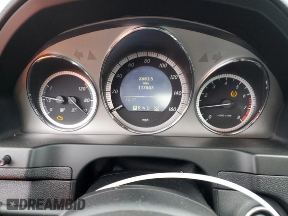 2009 Mercedes-Benz C 300 Sport with VIN WDDGF54X49R058533, listed as a Copart auction lot 48372405 with 117,807 mi miles and Salvage Title. Bid and sale history available at DreamBid. Image 9.