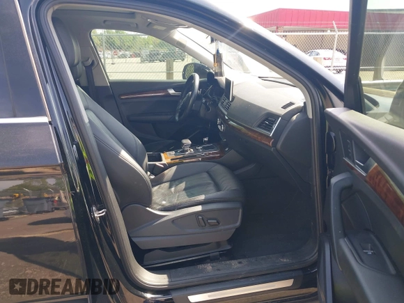 2018 Audi Q5 Premium Plus with VIN WA1BNAFY4J2087219, listed as a IAAI auction lot 42023014 with 146,489 mi miles and . Bid and sale history available at DreamBid. Image 5.