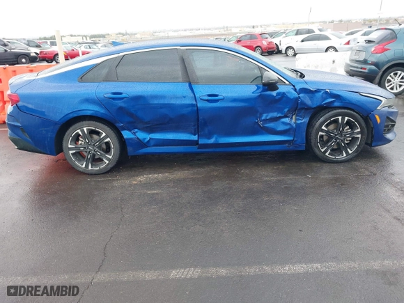 2022 Kia K5 GT-Line with VIN 5XXG64J22NG135975, listed as a IAAI auction lot 41577395 with 88,958 mi miles. Bid and sale history available at carsss.com. Image 6.