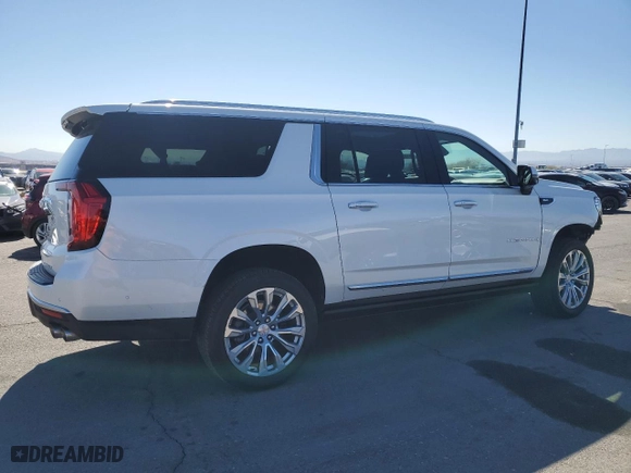 2023 GMC Yukon XL Denali with VIN 1GKS2JKL0PR195429, listed as a Copart auction lot 46132795 with 41,301 mi miles and Salvage Title. Bid and sale history available at carsss.com. Image 3.